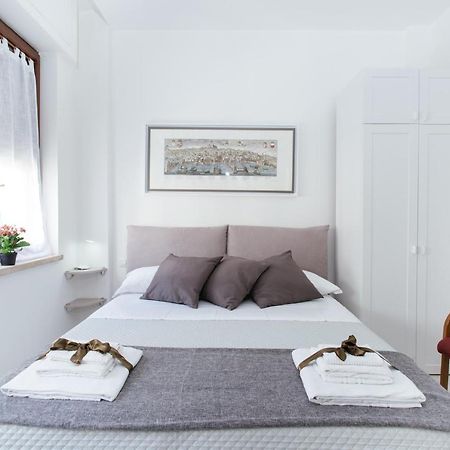 Ferienwohnung Al Centro Di Napoli Exterior foto